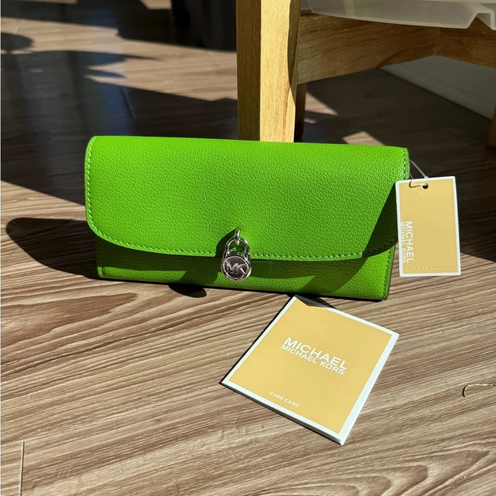 Michael Kors NWT Hamilton Large Leather Continental Wallet - Jungle Green 💚
